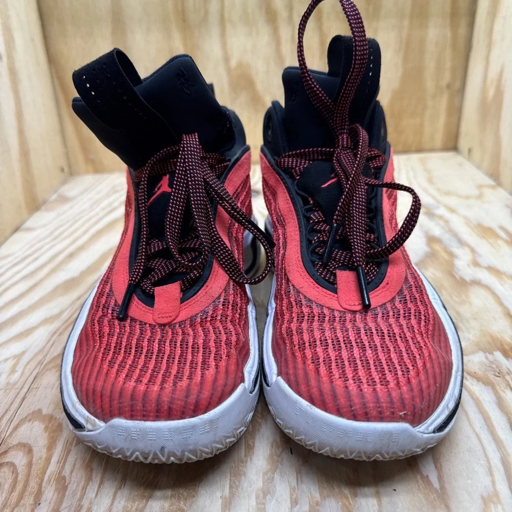 Nike pre owned